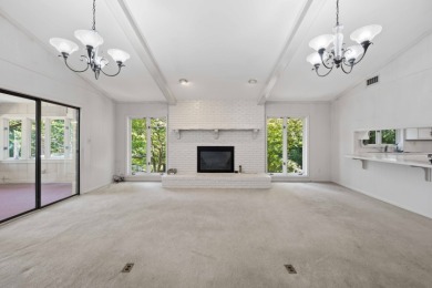 Spacious Waterfront Home - photo 14