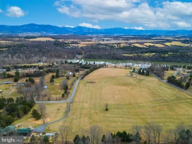Discover the possibilities on Riverbend Drive. Tucked within a - photo 5