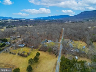 Discover the possibilities on Riverbend Drive. Tucked within a - photo 6