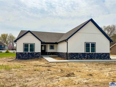 Lake Home For Sale in Sullivan, Indiana