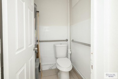 Located at 267 West Robertson Street in the heart of San - photo 13