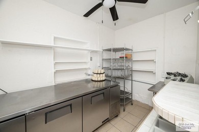 Located at 267 West Robertson Street in the heart of San - photo 17