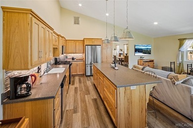 This is a well-maintained ranch-style home situated in Sky - photo 19