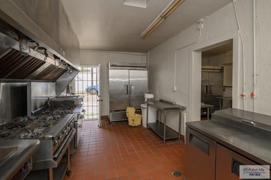 Located at 267 West Robertson Street in the heart of San - photo 19