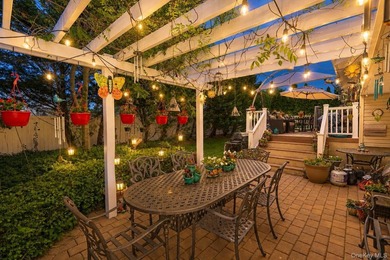 Beautifully renovated Split Level homes in the sought-after - photo 2