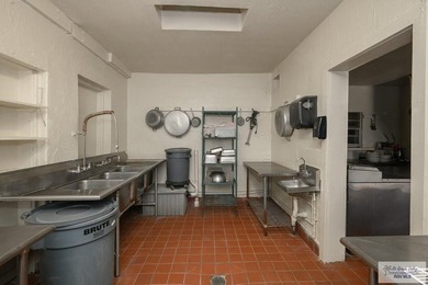 Located at 267 West Robertson Street in the heart of San - photo 25