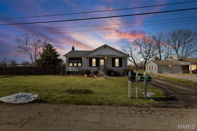 Long Lake - Madison County Home Active Under Contract in Granite City Illinois