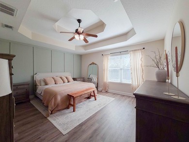 Welcome home to this charming Craftsman-style residence located - photo 1