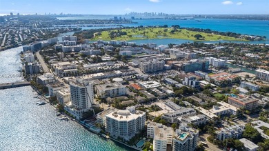 Premier Redevelopment Opportunity (Approx 33,750 SF). Zoned for - photo 2