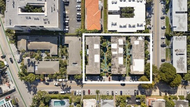 Premier Redevelopment Opportunity (Approx 33,750 SF). Zoned for - photo 3
