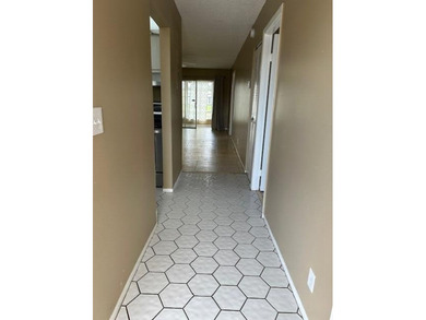 Corner 2/2 Villa. Update this unit to your own specifications - photo 5