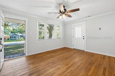 Charming Pigeon Point Cottage! Nestled in one of Beaufort's most - photo 7