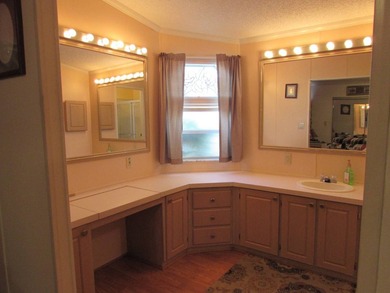 Furnished two bed two bath with rear deck on the pond . Extra - photo 28