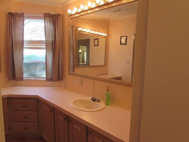Furnished two bed two bath with rear deck on the pond . Extra - photo 31