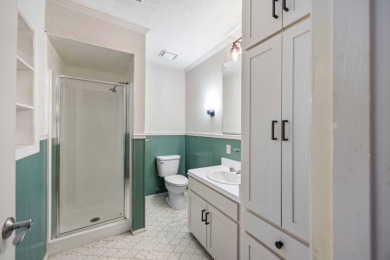 Spacious Waterfront Home - photo 23