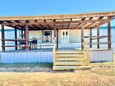 Wake up to peaceful lake views and end your evenings with - photo 4