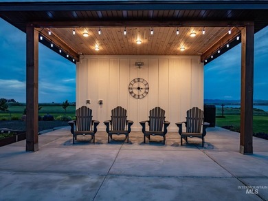 Lakeside luxury meets self sustaining lifestyle! Enjoy luxury - photo 45