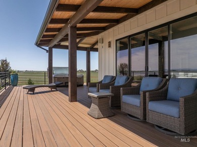 Lakeside luxury meets self sustaining lifestyle! Enjoy luxury - photo 47