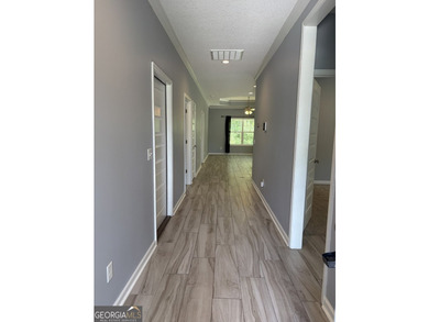 WOW! Fabulous home is ready for new buyer(s)! A true end unit! - photo 3