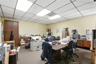 Excellent income potential for this 9600 square foot M1 zoned - photo 9
