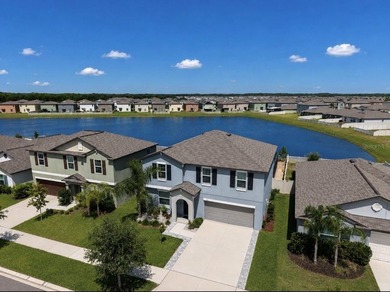 **FLORIDA LIVING AT ITS FINEST WITH A HEATED SALTWATER POOL & - photo 3