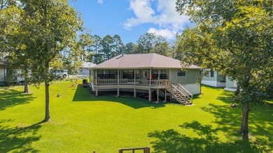 WATERFRONT home on the S. end of Toledo Bend Lake? W/ gentle - photo 3