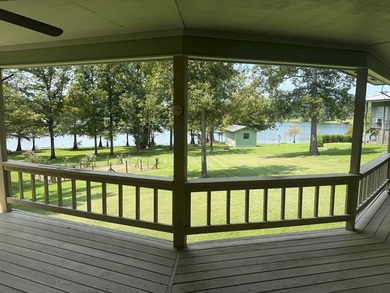 WATERFRONT home on the S. end of Toledo Bend Lake? W/ gentle - photo 4