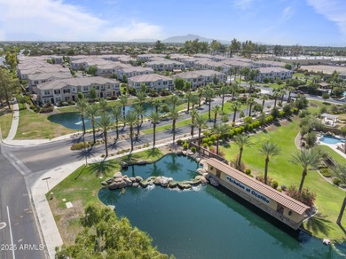 (private lake, pond, creek) Townhome/Townhouse For Sale in Chandler Arizona