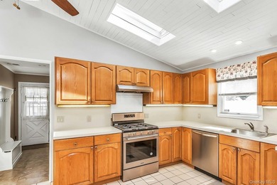 Spacious and sun filled this mid-block ranch has it all - photo 11