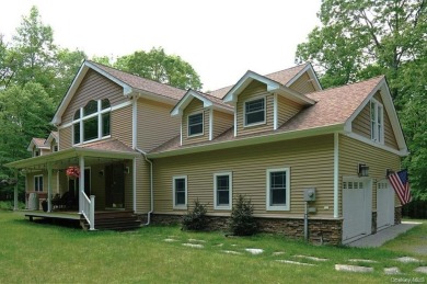 Lake Home For Sale in Highland, New York