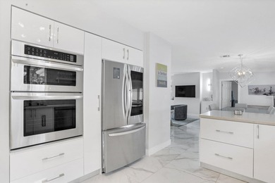 Fourth bedroom is a detached guest house/suite and does not - photo 15