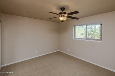 Golf Course & Mountain Views on Palmer Drive Perfectly situated - photo 16