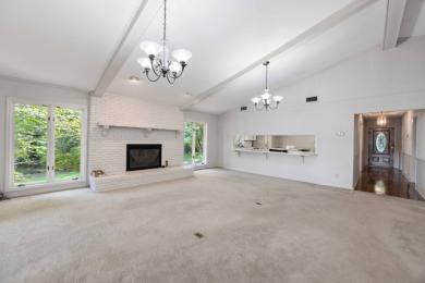 Spacious Waterfront Home - photo 13