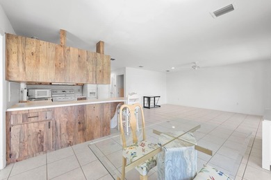 Rare canal-front duplex on Duck Key's prestigious Indies Canal - photo 27