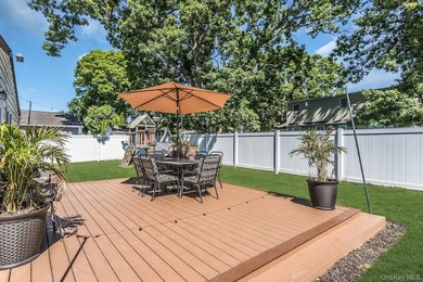 Spacious and sun filled this mid-block ranch has it all - photo 27
