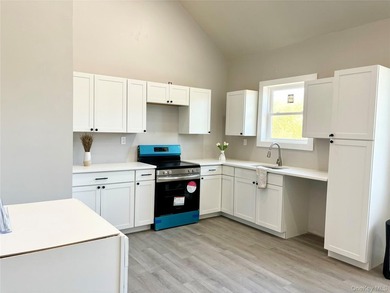 Brand-New Construction | Elevated Design | Low-Maintenance - photo 7