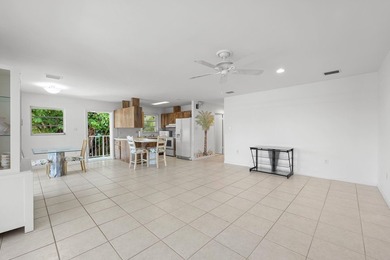Rare canal-front duplex on Duck Key's prestigious Indies Canal - photo 28