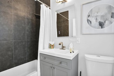 Fourth bedroom is a detached guest house/suite and does not - photo 28
