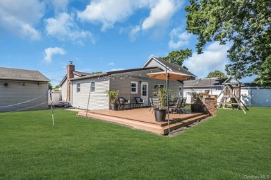 Spacious and sun filled this mid-block ranch has it all - photo 30