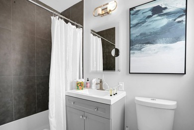 Fourth bedroom is a detached guest house/suite and does not - photo 32