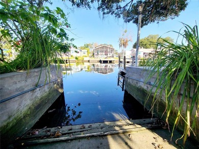 Weeki Wachee Gardens is truly a gem! This is a great location to - photo 8