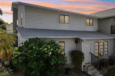 Welcome to this beautifully designed two-story townhouse - photo 42