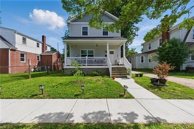 Elizabeth River Home For Sale in Portsmouth Virginia