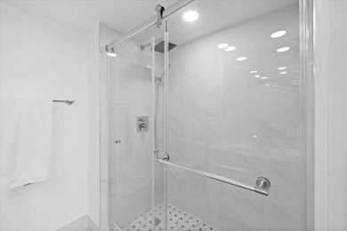Welcome to your dream penthouse condo in the heart of Deerfield - photo 13