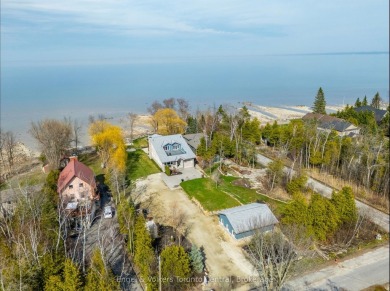 Lake Home For Sale in Collingwood,