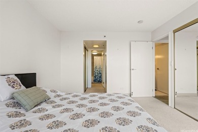 Discover 21D, a Horizon View Tower high-floor gem boasting