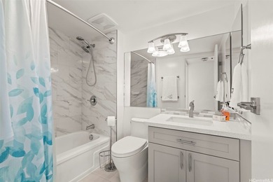 Discover 21D, a Horizon View Tower high-floor gem boasting