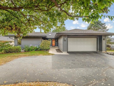 Lake Home Sale Pending in Lake Summerset, Illinois
