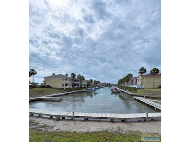 Great channel front home & neighborhood location with boat lift - photo 2