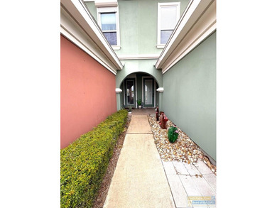 Great channel front home & neighborhood location with boat lift - photo 5
